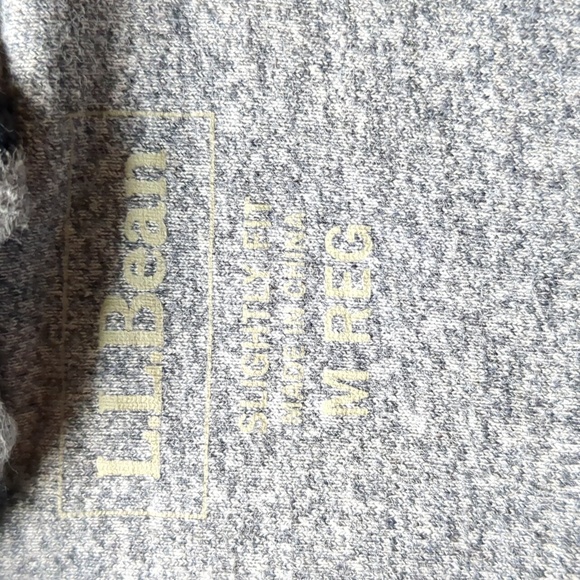 LL Bean waffle hoodie with buttons - Picture 2 of 3